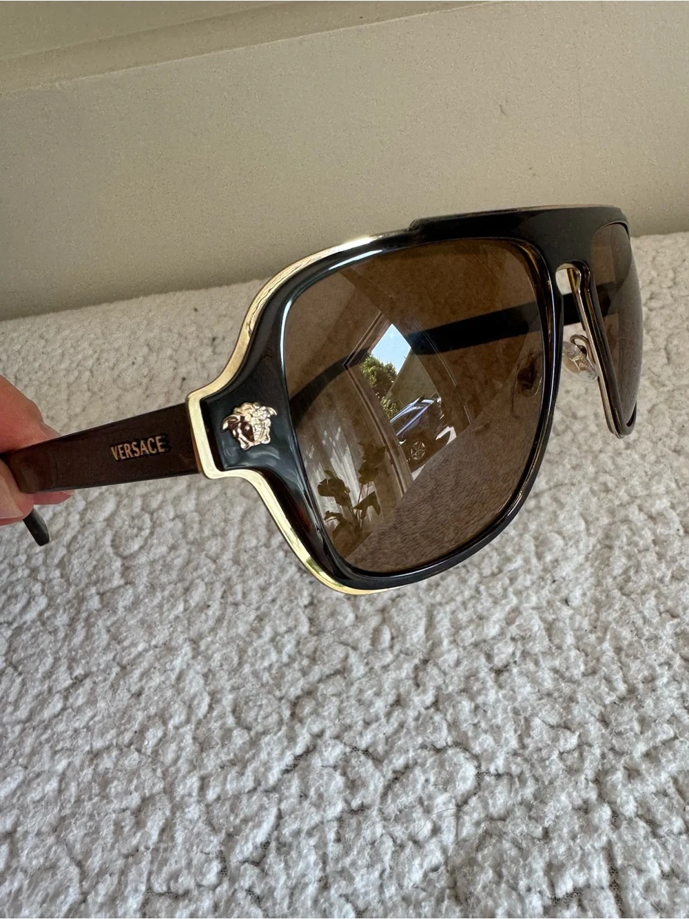 NWOT Versace 2199 Flat Top Aviator Polarized Sunglasses